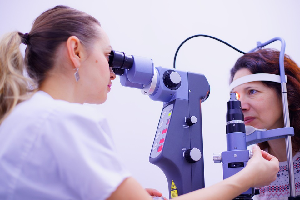 Syndrom suchého oka: Příznaky a léčba